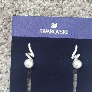 Swarovski Women's White Gabriella Drop Earrings NWOT